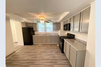 307 Washington Street, Rockford, IL 61104 - Photo 5