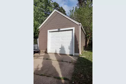 1826 Ohio Parkway, Rockford, IL 61108 - Photo 3