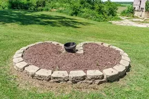 8983 Cemetery Rd, Winnebago, IL 61088 - Photo 47