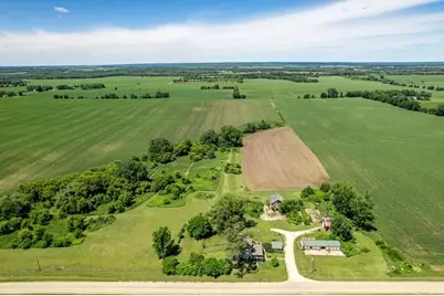 8983 Cemetery Road, Winnebago, IL 61088 - Photo 57