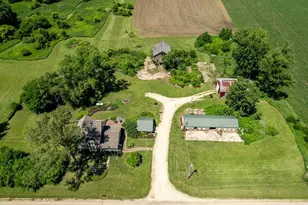 8983 Cemetery Rd, Winnebago, IL 61088 - Photo 59