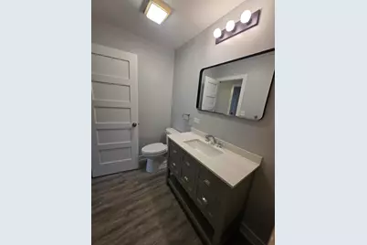 304 W Main Street, Genoa, IL 60135 - Photo 21