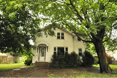 727 Chapel Street, Ottawa, IL 61350 - Photo 1