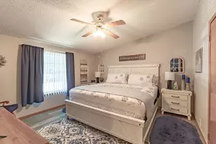 5519 Autumnash Ln, Machesney Park, IL 61115 - Photo 5