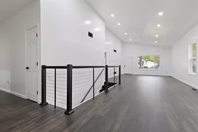 1212 Lincoln Avenue, Rockford, IL 61102 - Photo 3