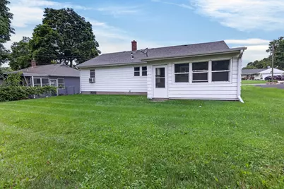 3519 Broadway, Rockford, IL 61108 - Photo 5