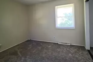 5773 Kirkwood Dr, Rockford, IL 61109 - Photo 21