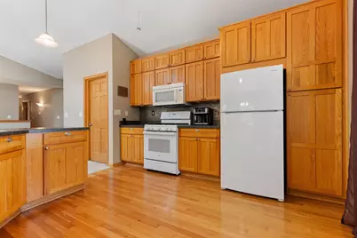 10589 Harrison Court, Roscoe, IL 61073 - Photo 11