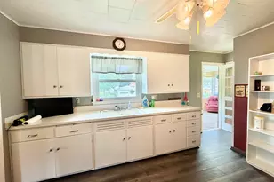 504 E Colden St, Polo, IL 61064 - Photo 3