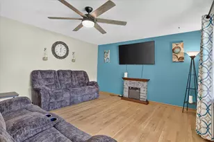 3429 Pontiac Pl, Rockford, IL 61101 - Photo 5