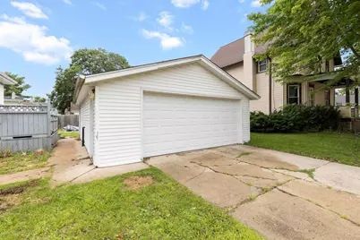 1222 S State St, Belvidere, IL 61008 - Photo 5
