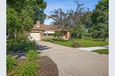 612 N Oak Knolls Avenue, Rockford, IL 61107 - Photo 3