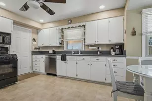 612 N Oak Knolls Ave, Rockford, IL 61107 - Photo 21