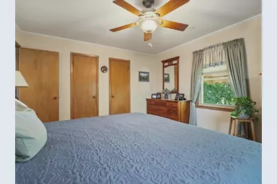 612 N Oak Knolls Avenue, Rockford, IL 61107 - Photo 27