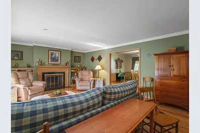 612 N Oak Knolls Avenue, Rockford, IL 61107 - Photo 9