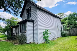 1712 Carney Ave, Rockford, IL 61103 - Photo 5