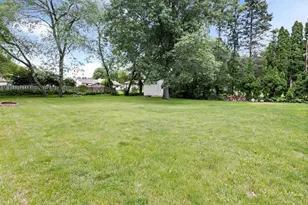 1951 Valencia Dr, Rockford, IL 61108 - Photo 35