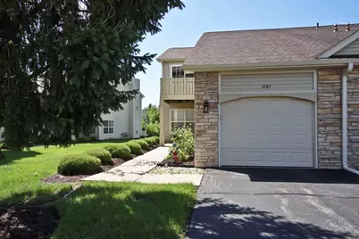 7685 Creek Bend, Rockford, IL 61114 - Photo 3