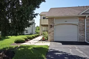 7685 Creek Bend, Rockford, IL 61114 - Photo 3