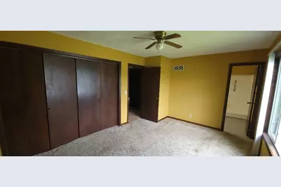 2315 Mallard Dr, Freeport, IL 61032 - Photo 9