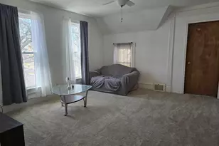 1601 Charles St, Rockford, IL 61104 - Photo 7