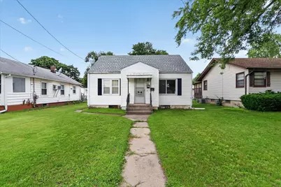 228 E Riverside Boulevard, Loves Park, IL 61111 - Photo 3