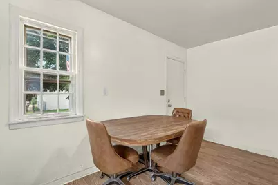 228 E Riverside Boulevard, Loves Park, IL 61111 - Photo 15