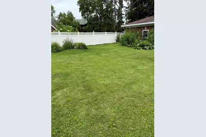 1526 W Lincoln Boulevard, Freeport, IL 61032 - Photo 33
