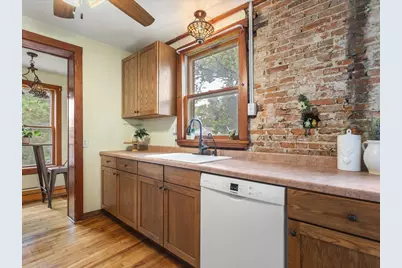 224 E 5th Street, Pecatonica, IL 61063 - Photo 9