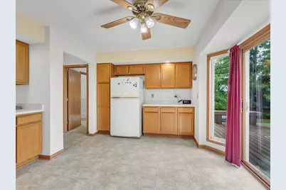 13033 Springhill Drive, Winnebago, IL 61088 - Photo 11
