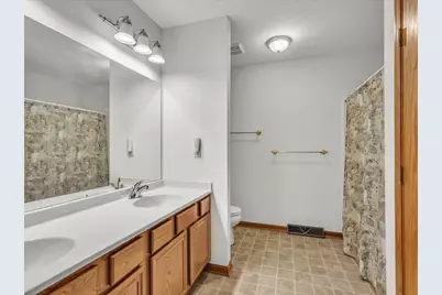 13033 Springhill Drive, Winnebago, IL 61088 - Photo 25