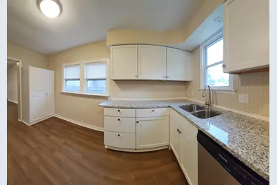 403 Loves Court, Loves Park, IL 61111 - Photo 9