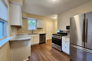 403 Loves Ct, Loves Park, IL 61111 - Photo 7