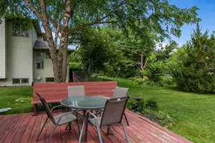 1647 Oakforest Dr, Rockford, IL 61107 - Photo 11
