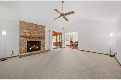 667 Westport Drive, Rockton, IL 61072 - Photo 17
