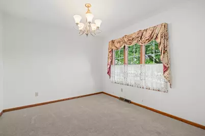 667 Westport Drive, Rockton, IL 61072 - Photo 7