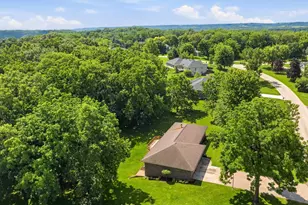45 Roosevelt Dr, East Dubuque, IL 61025 - Photo 45