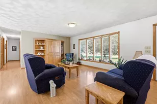 45 Roosevelt Dr, East Dubuque, IL 61025 - Photo 5