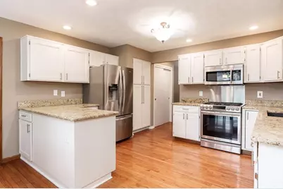 8404 Centaur Drive, Machesney Park, IL 61115 - Photo 13