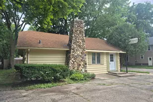 2203 Cumberland St, Rockford, IL 61103 - Photo 3