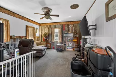 10112 E High Road, Stillman Valley, IL 61084 - Photo 7