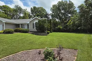 5003 Trafford, Loves Park, IL 61111 - Photo 9