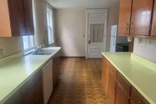 1030 Franklin Pl, Rockford, IL 61103 - Photo 7