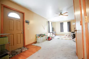 910 Stoney Point Rd, Dixon, IL 61021 - Photo 15