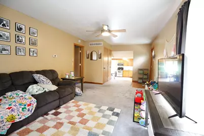 910 Stoney Point Road, Dixon, IL 61021 - Photo 9