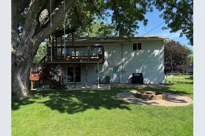 2015 W Revere Street, Freeport, IL 61032 - Photo 17