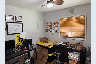 2015 W Revere Street, Freeport, IL 61032 - Photo 11