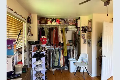 2015 W Revere Street, Freeport, IL 61032 - Photo 9