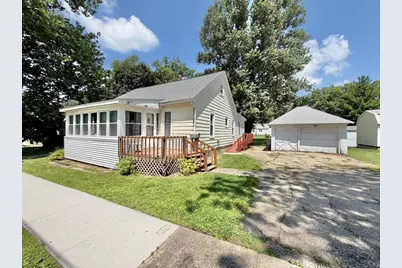 206 W Main Street, Mount Morris, IL 61054 - Photo 1