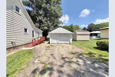 206 W Main Street, Mount Morris, IL 61054 - Photo 25